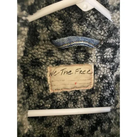 We The Free By Free People Women's Wild Ones Sherpa Trucker Denim Jacket - Small - Picture 2 of 11